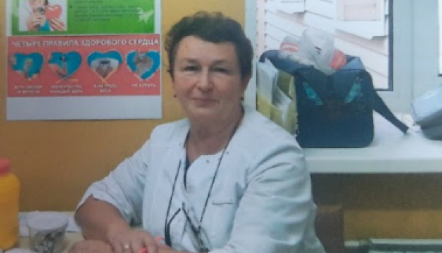 Елена Стрелкова, внучка Августы Ивановны, работает фельдшером скорой помощи уже 42 года